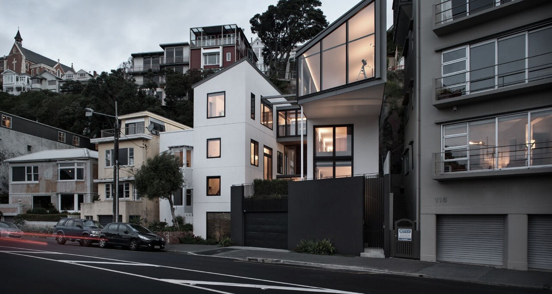 Oriental Bay House banner
