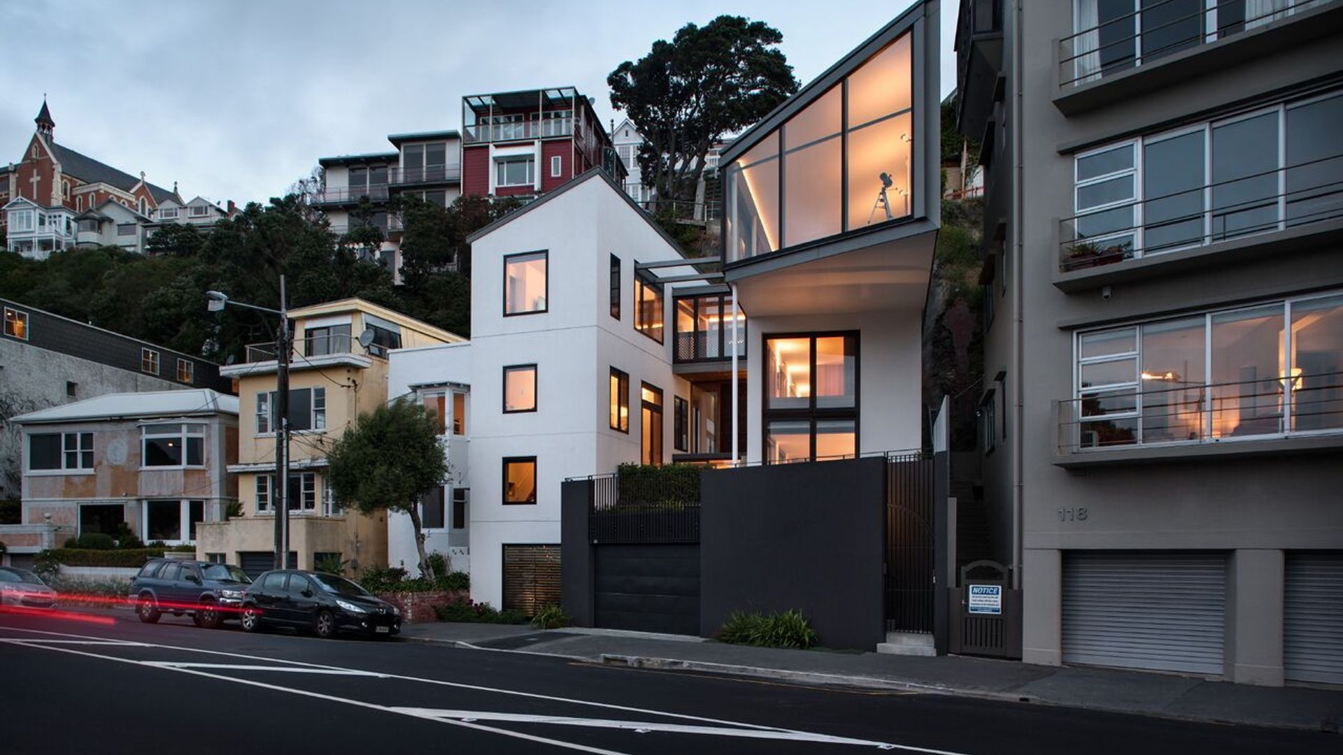 Oriental Bay House banner