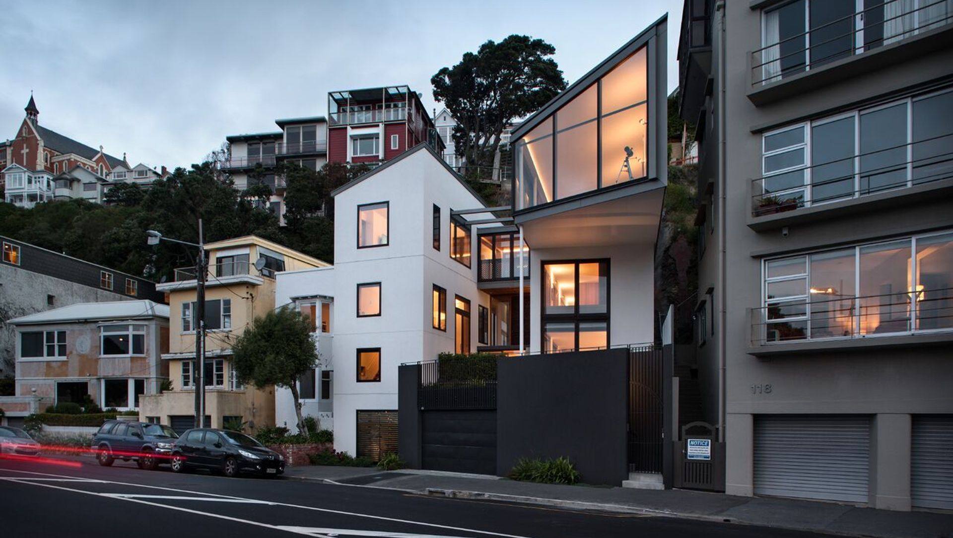 Oriental Bay House banner