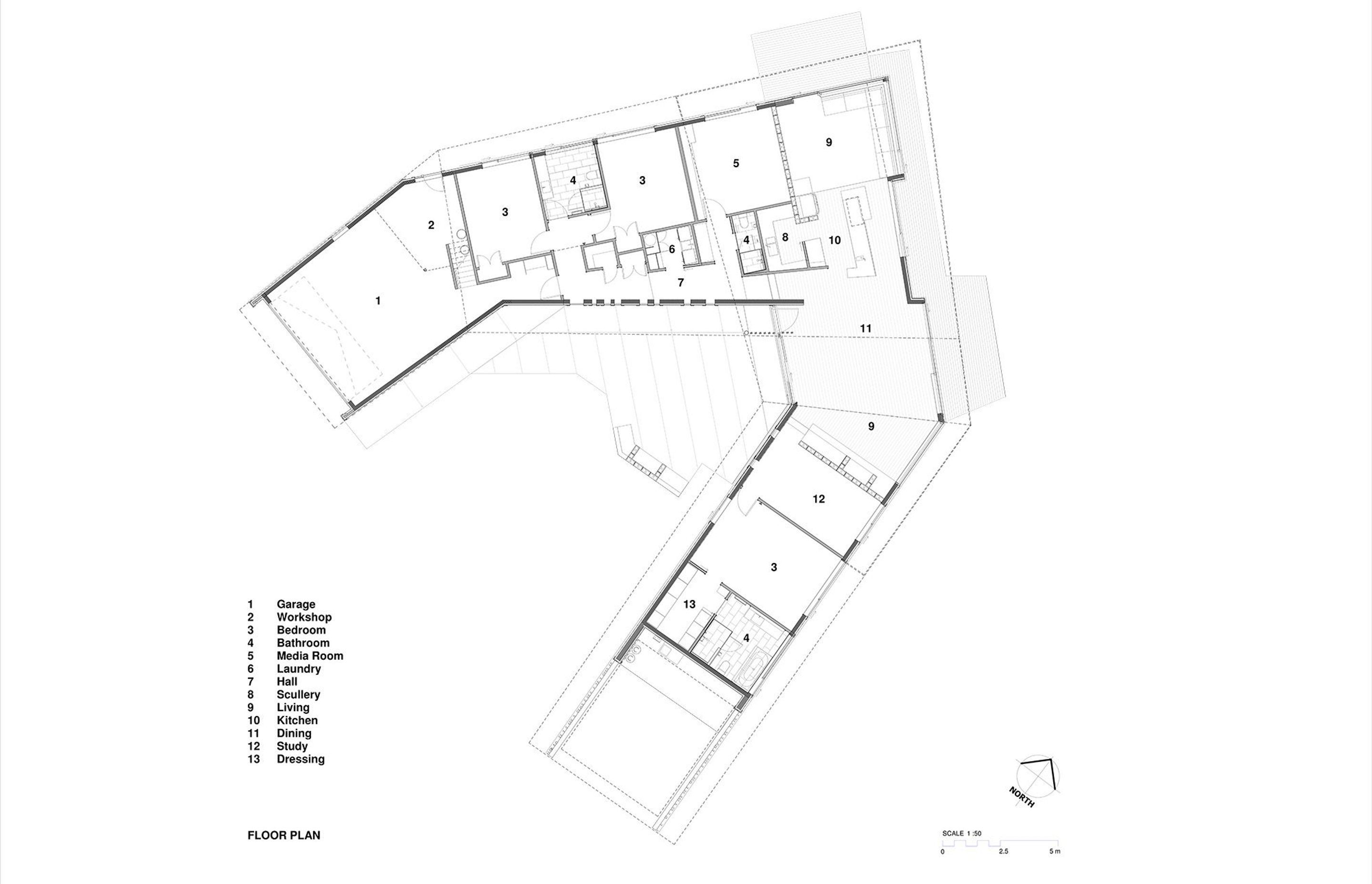 The U-shaped floor plan.