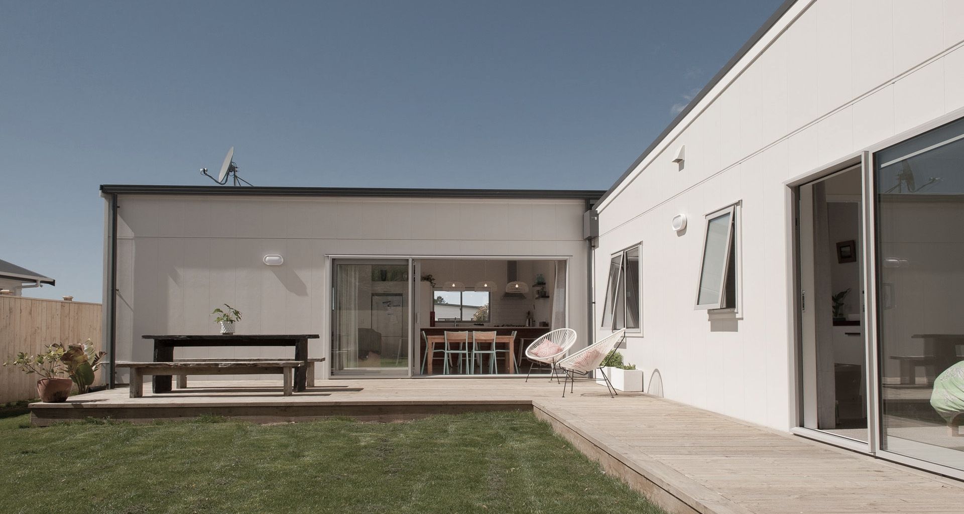 Owston House - Tairua banner