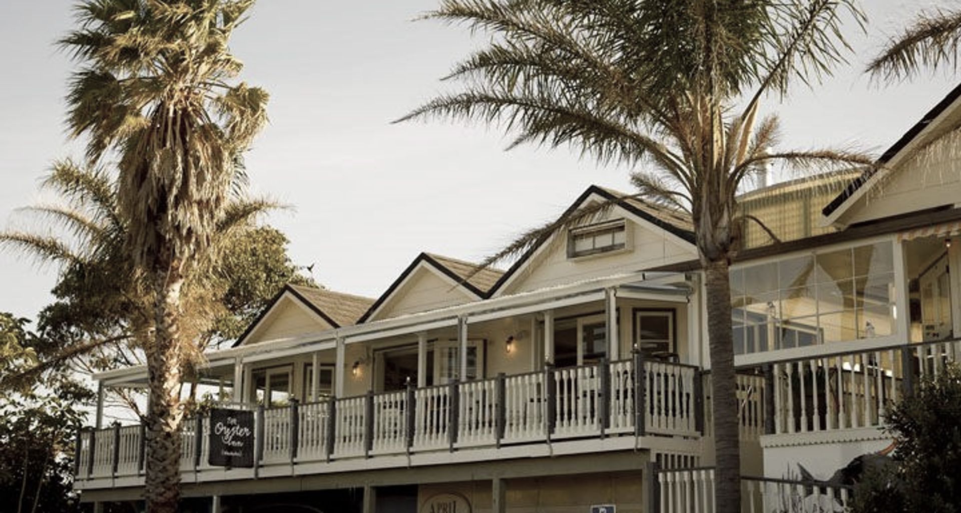 Oyster Inn Waiheke Island banner
