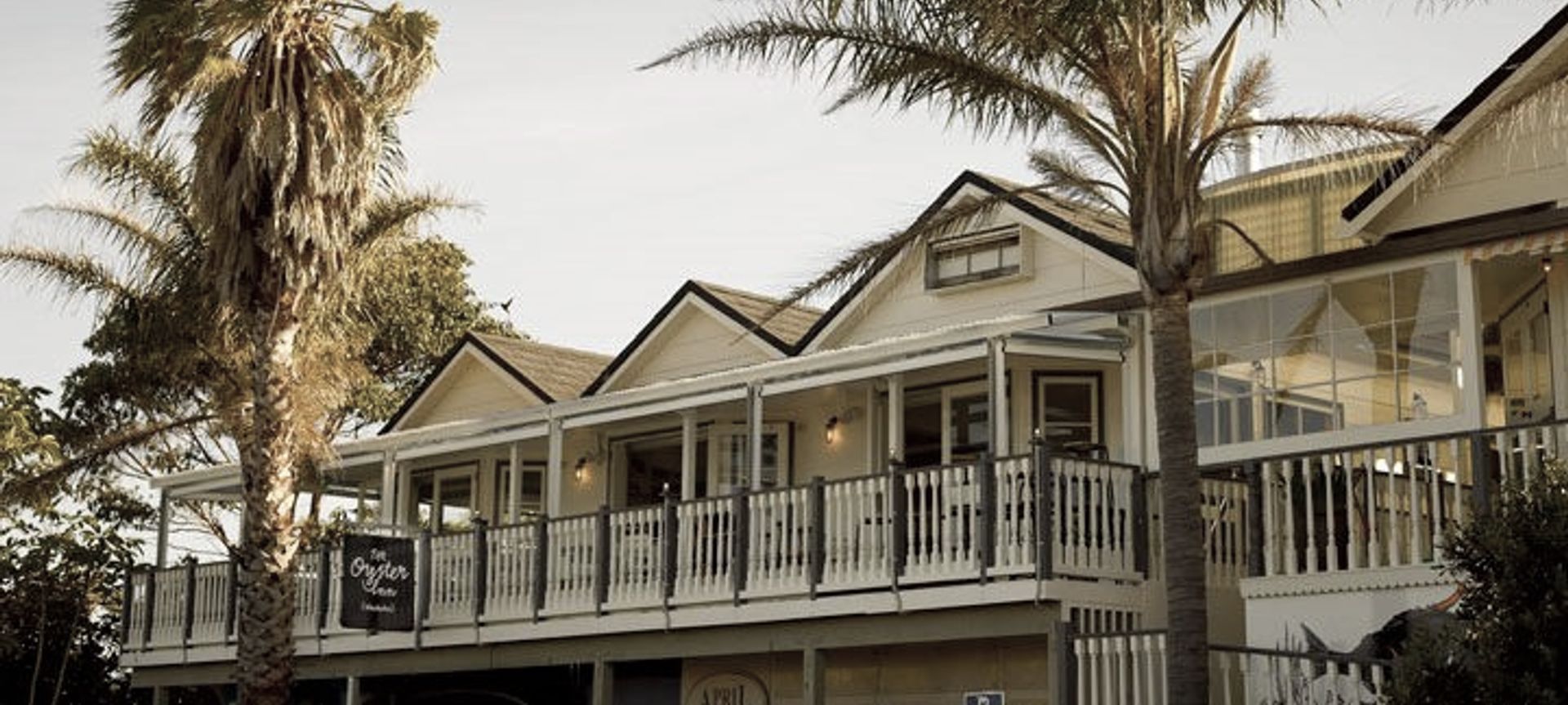Oyster Inn Waiheke Island banner