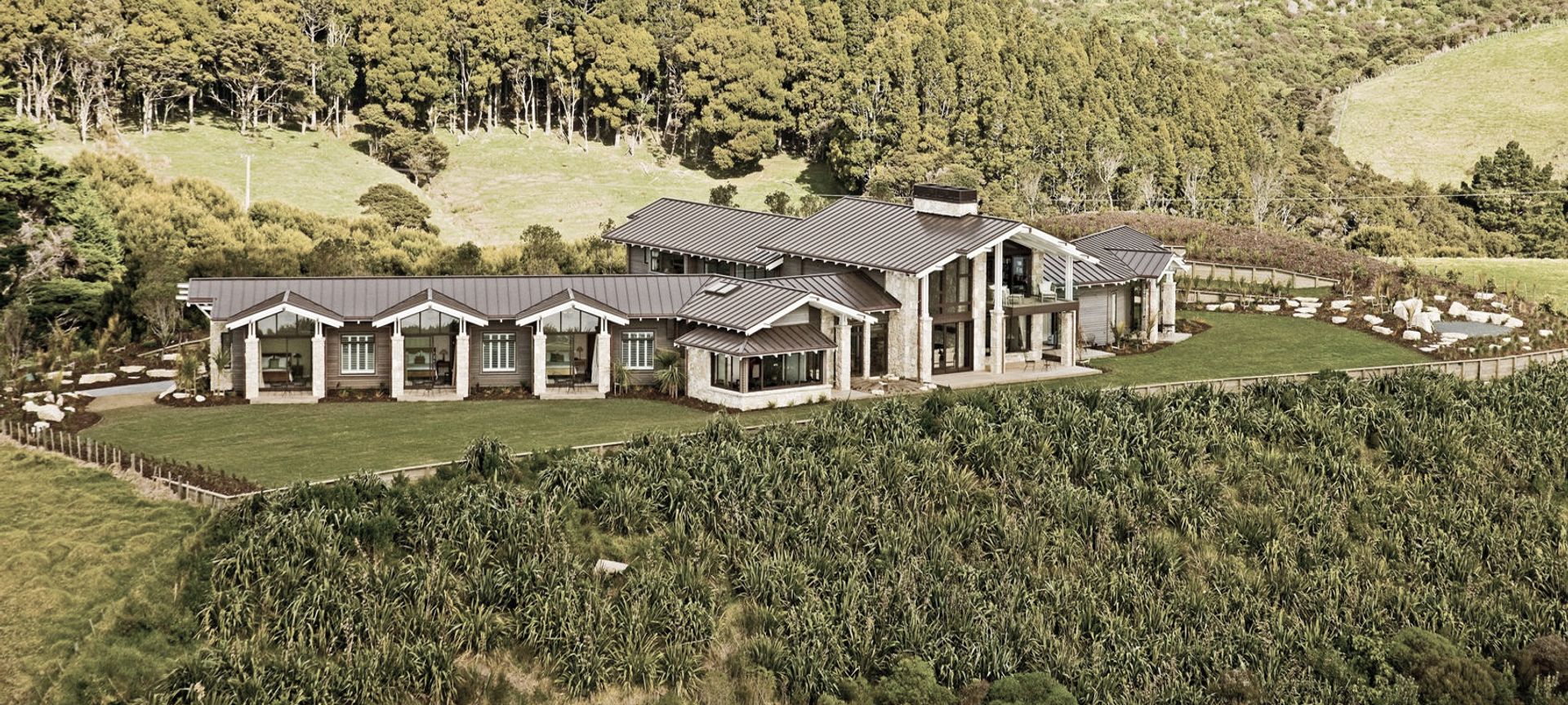 Pakiri Home banner