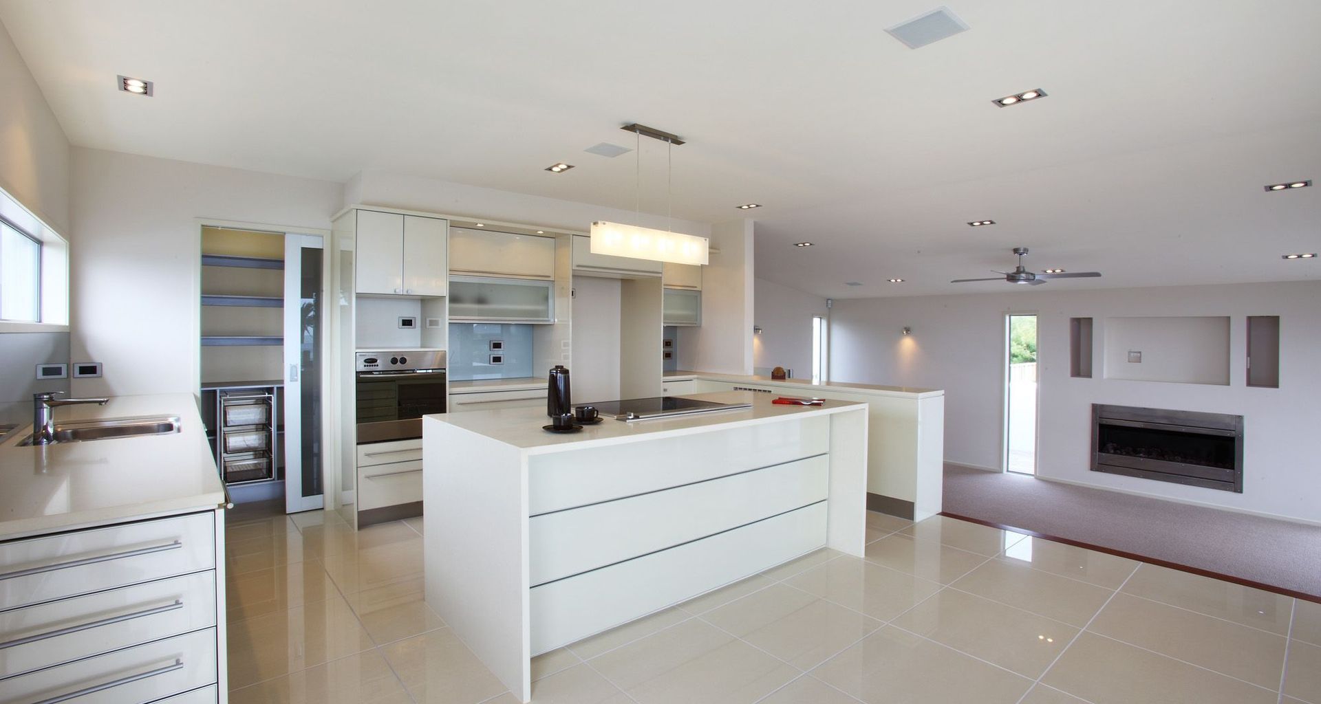 Papamoa Beach Living banner
