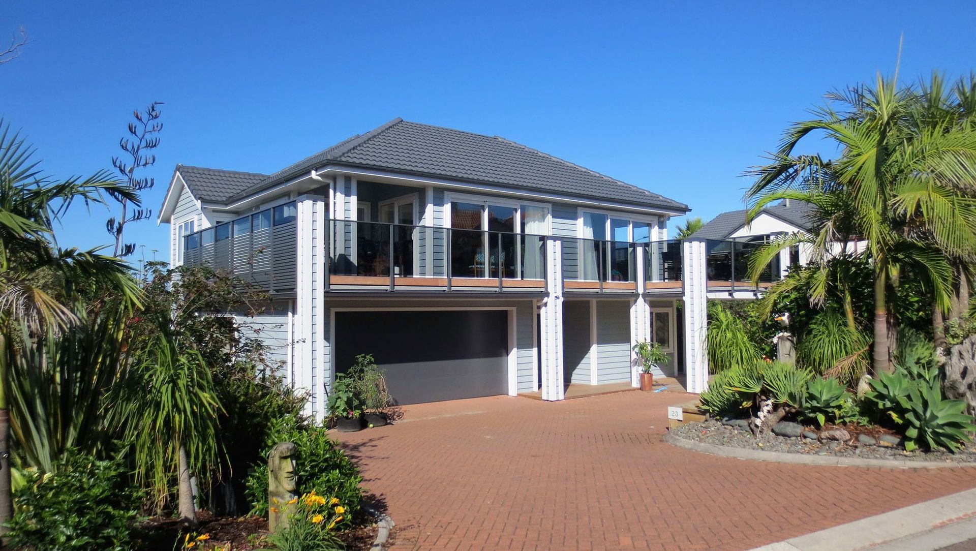 Papamoa Beach Road banner