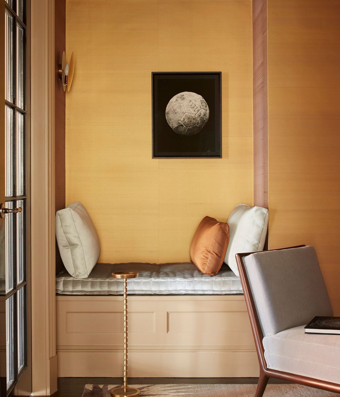 Map Room.  Interiors by Lisa Tharp.  Photography by Max Kim-Bee.