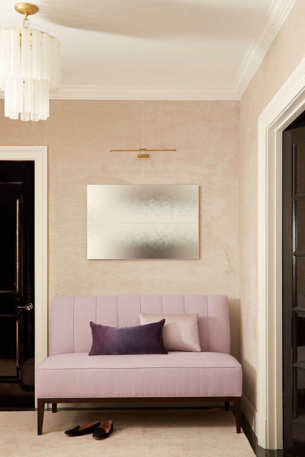 Foyer.  Interiors by Lisa Tharp.  Photography by Max Kim-Bee.