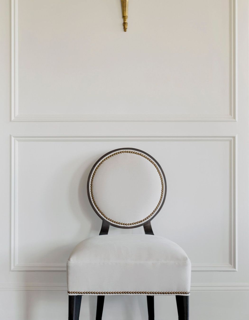 Oval-backed Chair.  Interiors by Lisa Tharp.  Photography by Max Kim-Bee.