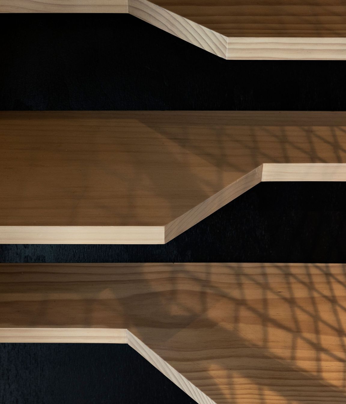 Space-saver stair: detail.
