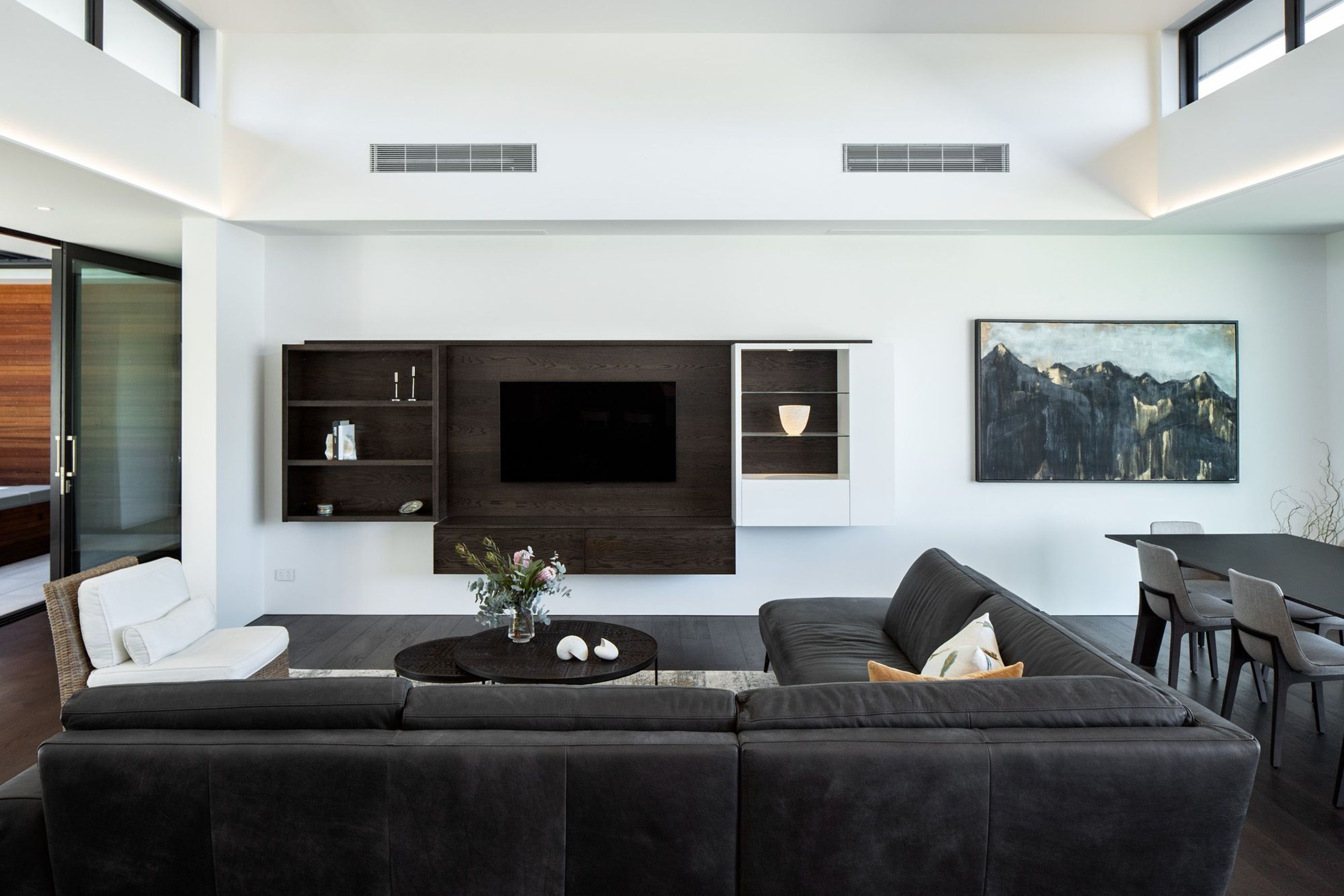 The lounge features clerestory windows on either side, ensuring it is filled with light all the year round.