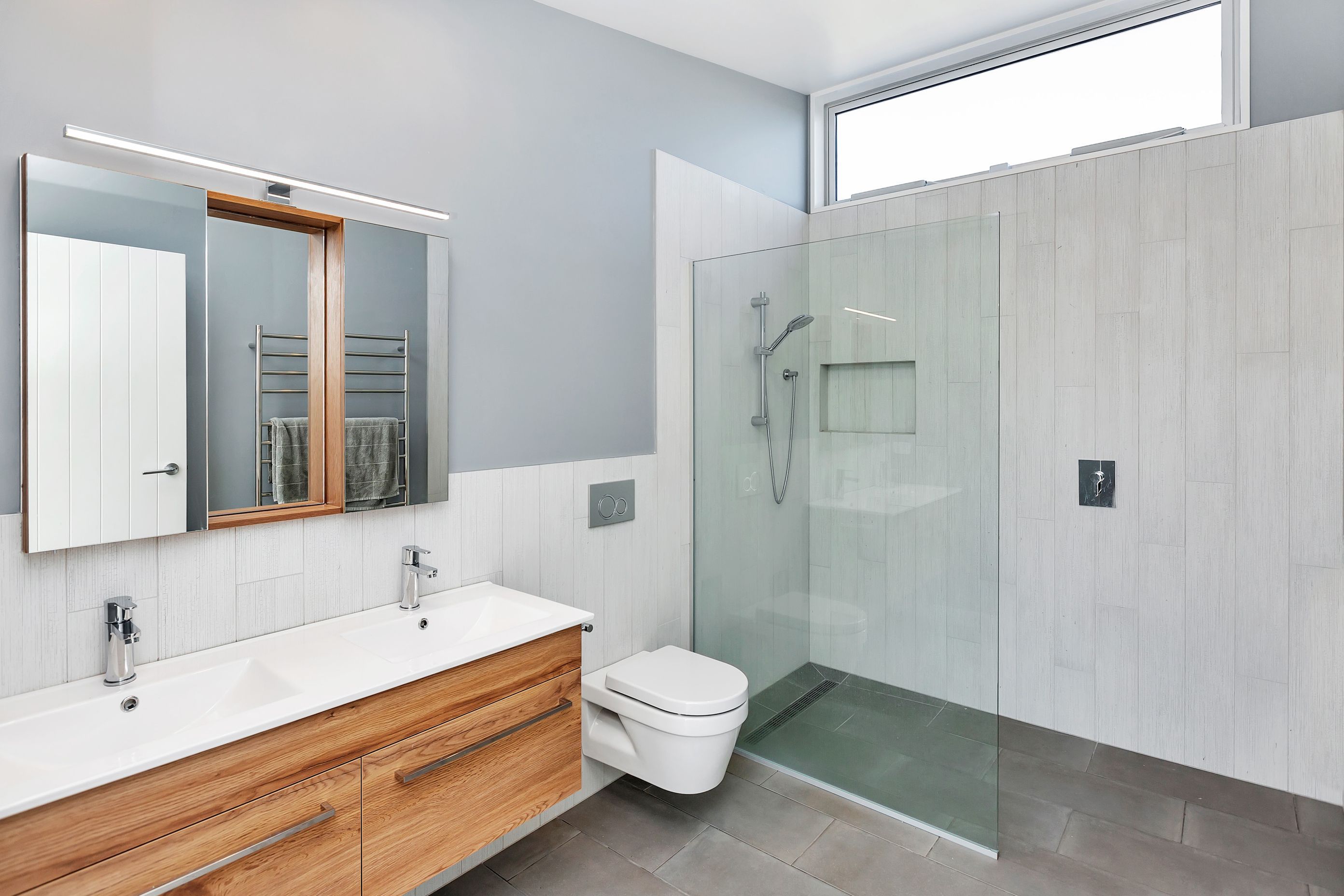 Ensuite