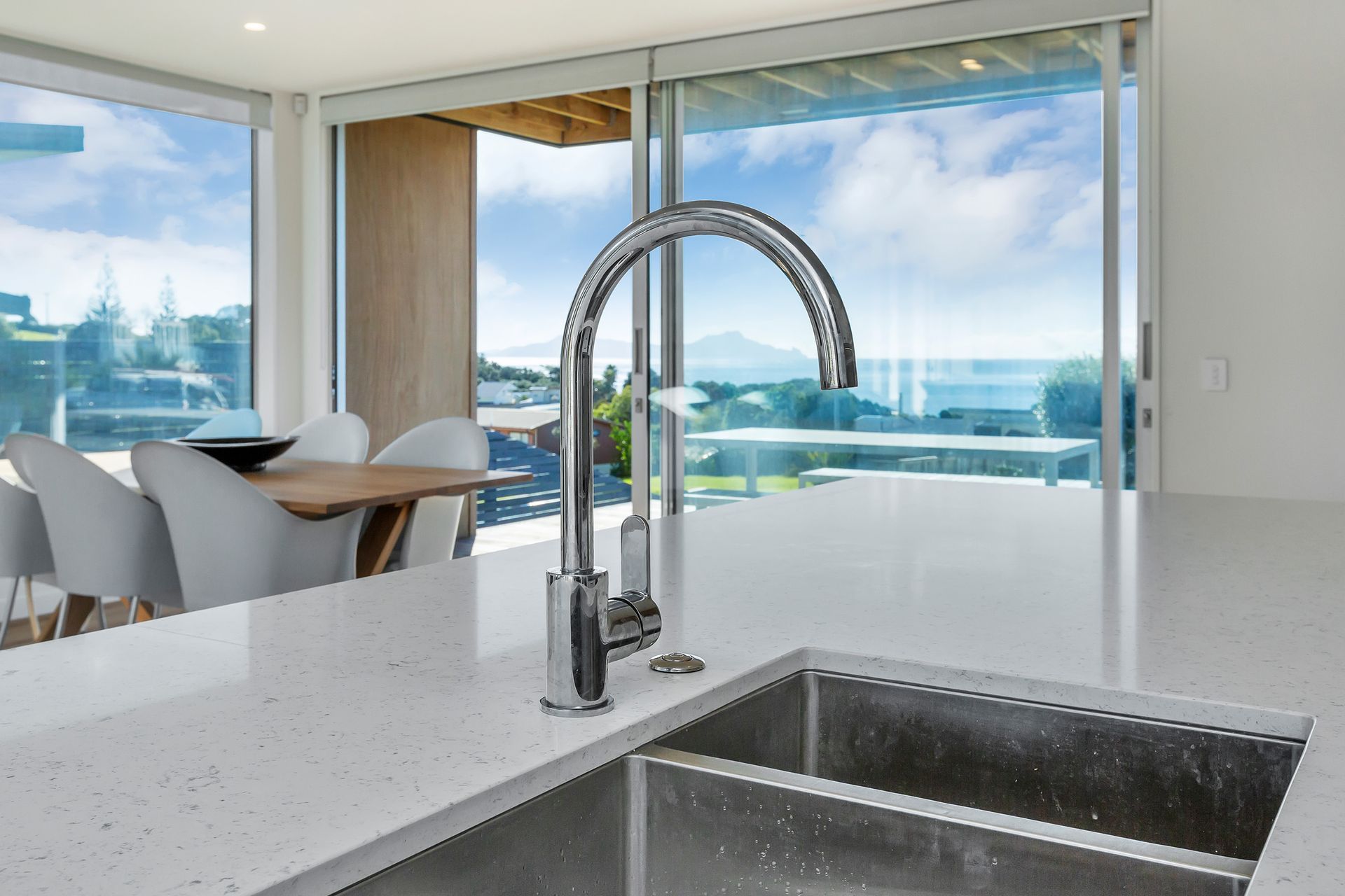 Kitchen Benchtop and Sink
