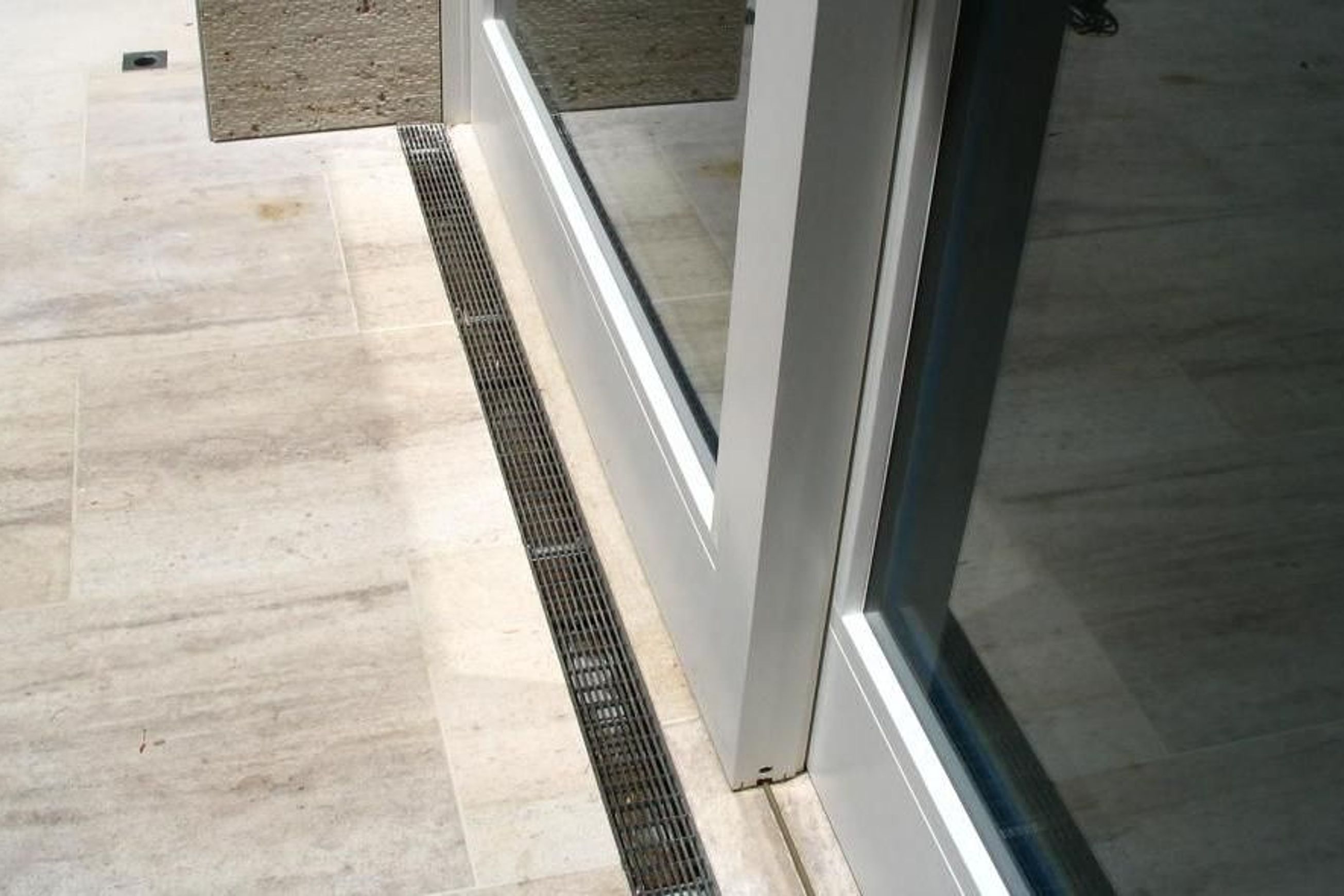 Pedestrian Wedge Wire