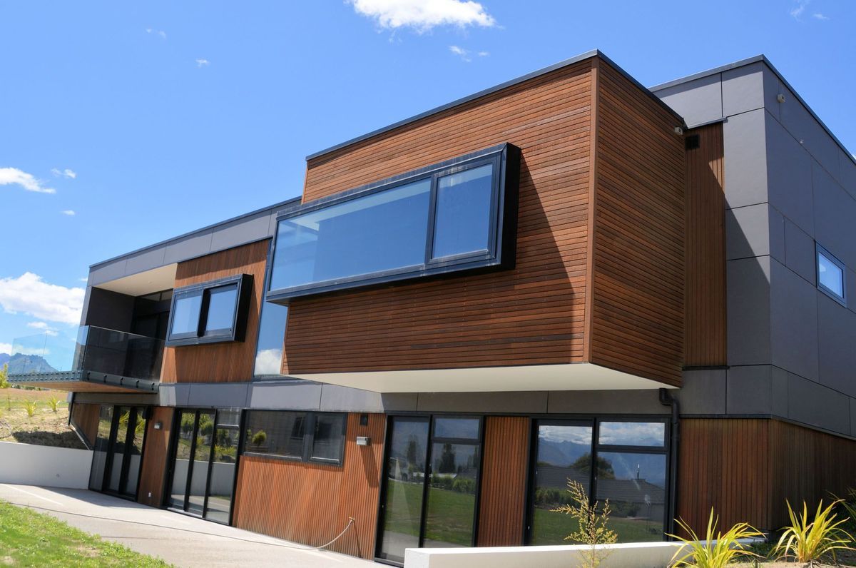 Peninsula Bay House