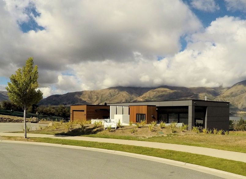 Peninsula Bay House