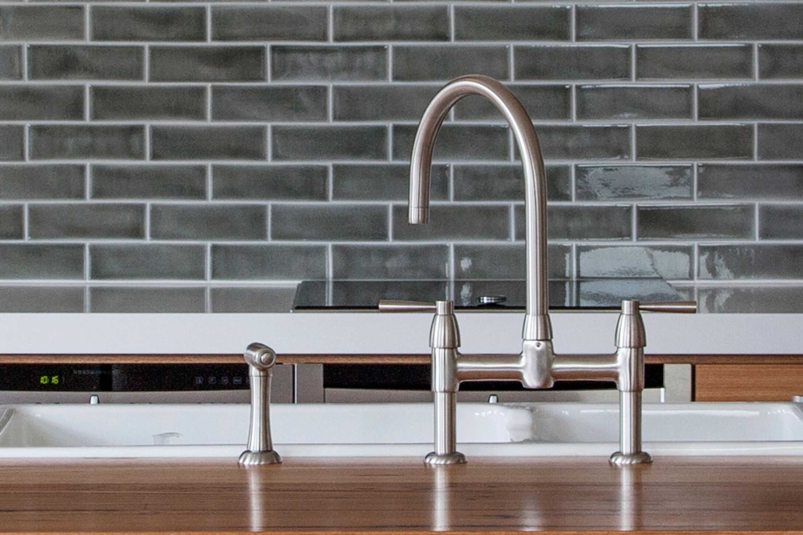 Perrin & Rowe Io kitchen tap with spray rinse