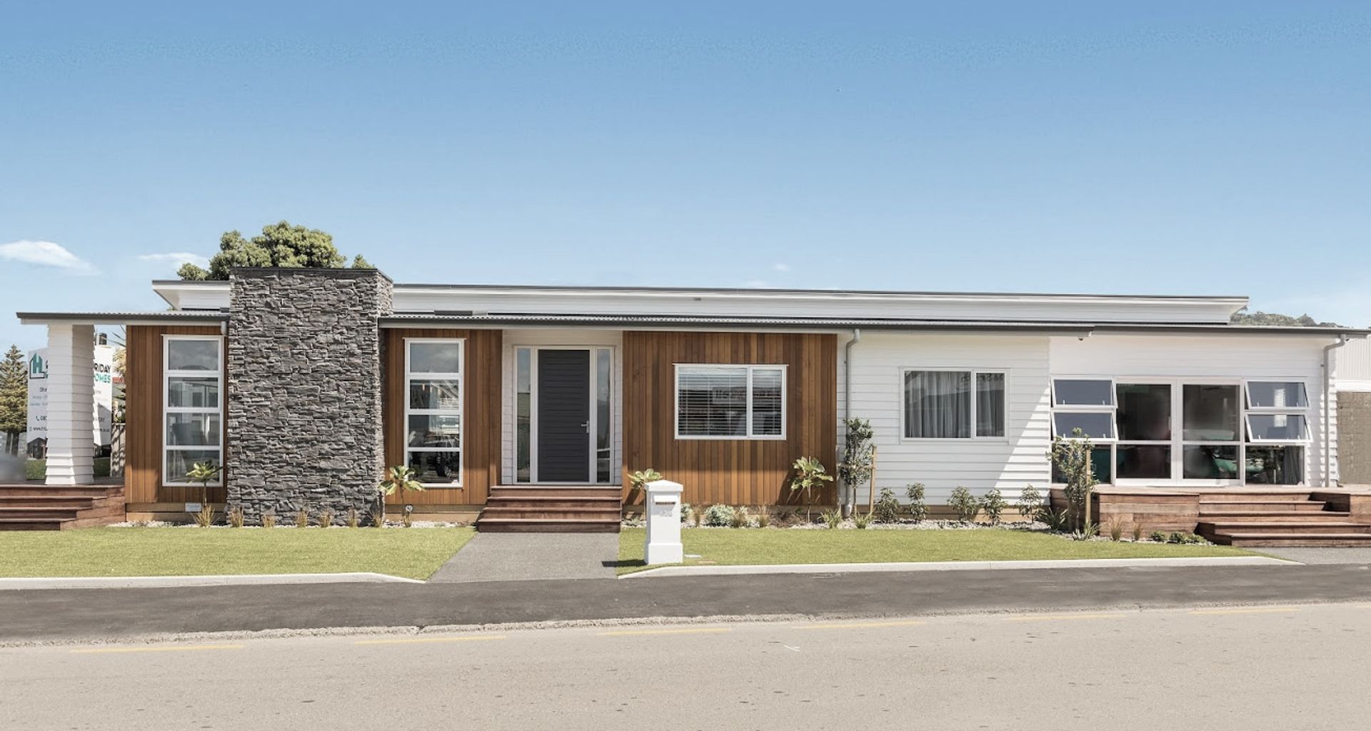 Petone Beachfront banner