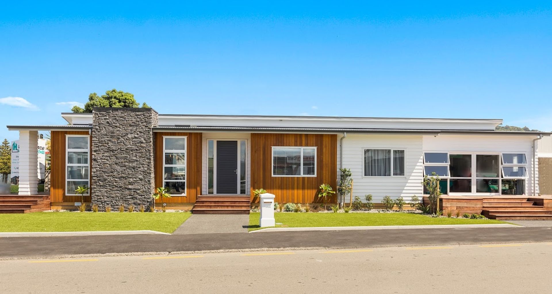 Petone Beachfront banner