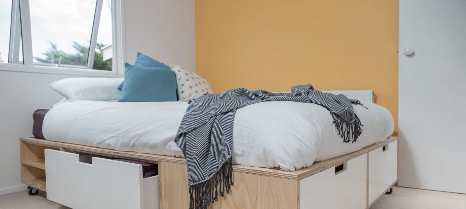 Plywood bed banner