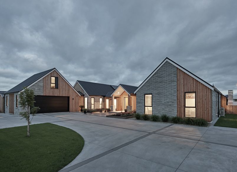 Pod and Link House
