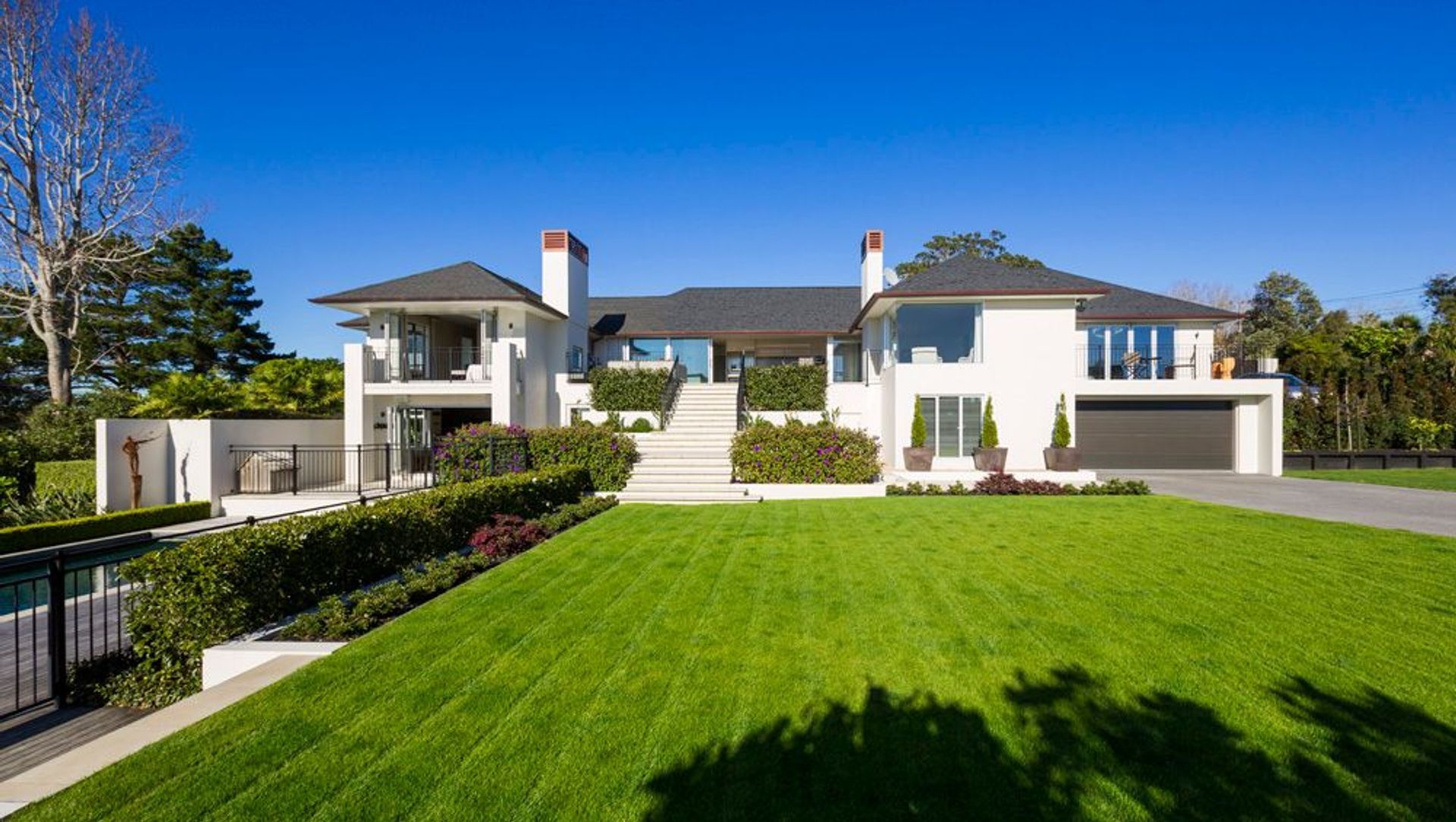 Pointview Home & Landscape banner