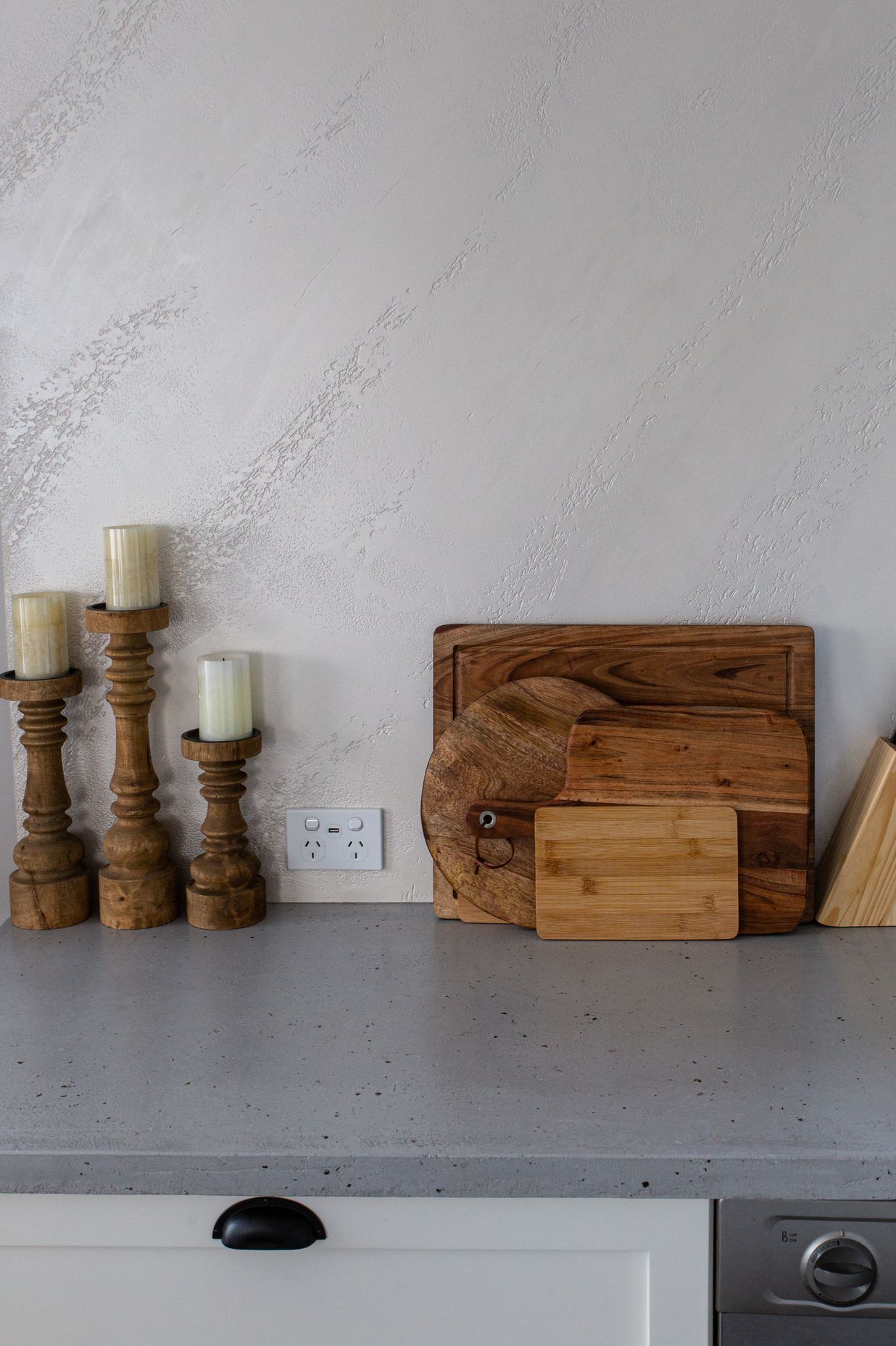 Concrete look polished plaster benchtop