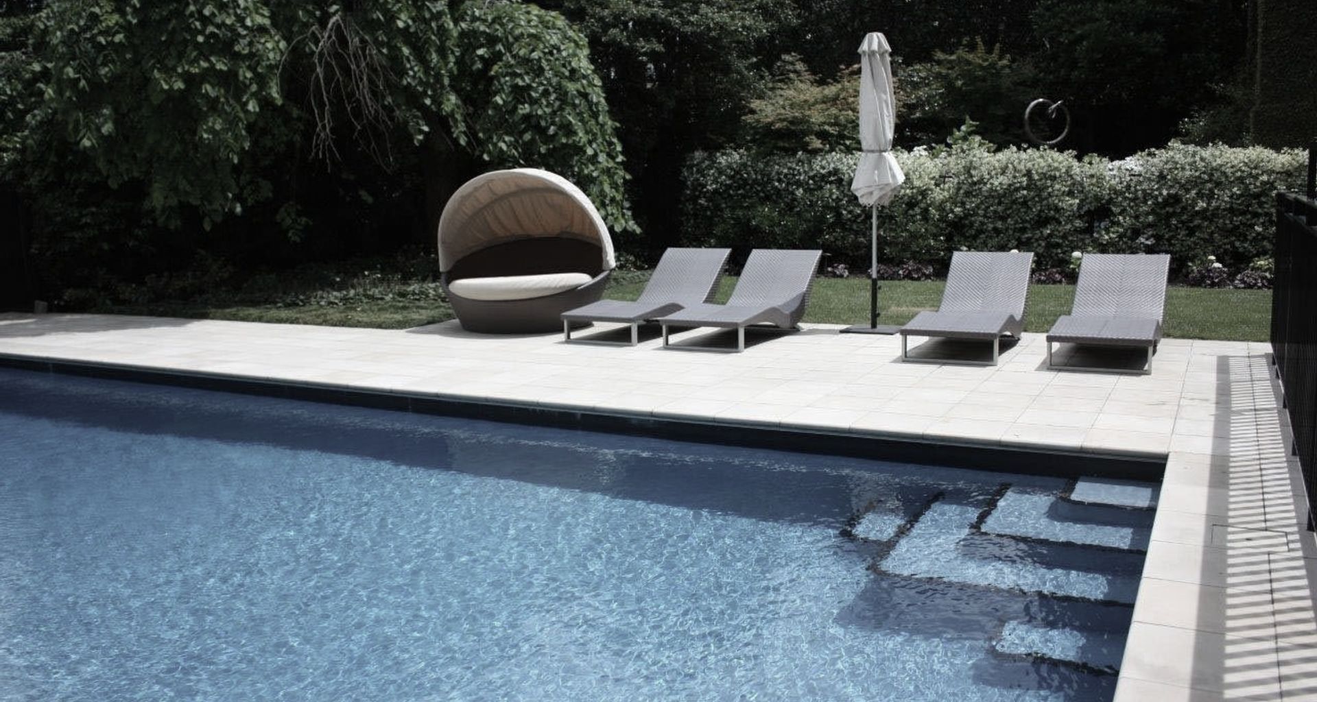 Pool Paving & Coping banner