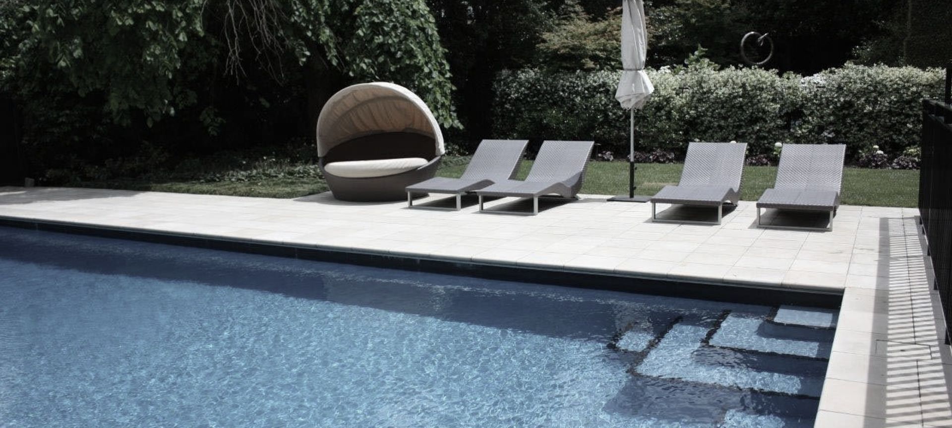 Pool Paving & Coping banner