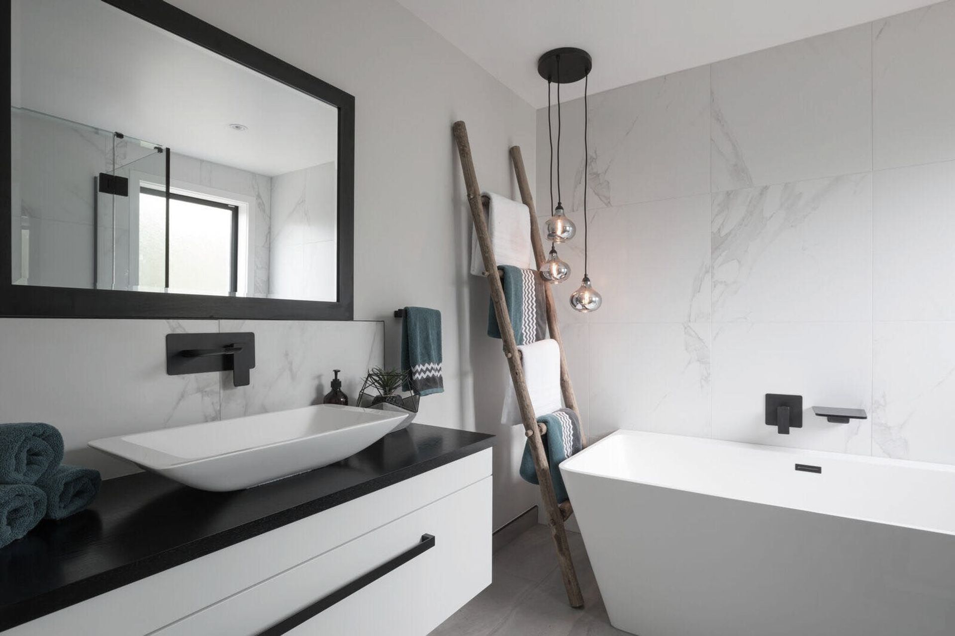 Hero Banner for Prestigious Plumbing & Gas