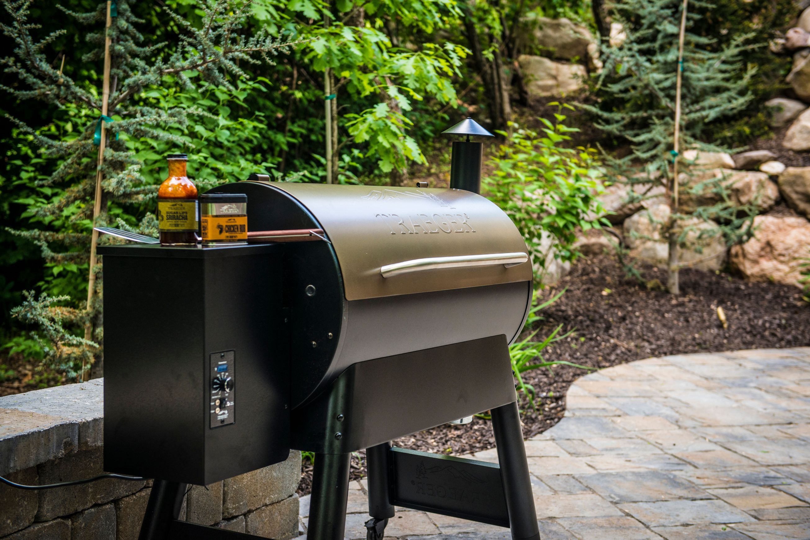 Pro Series by Traeger