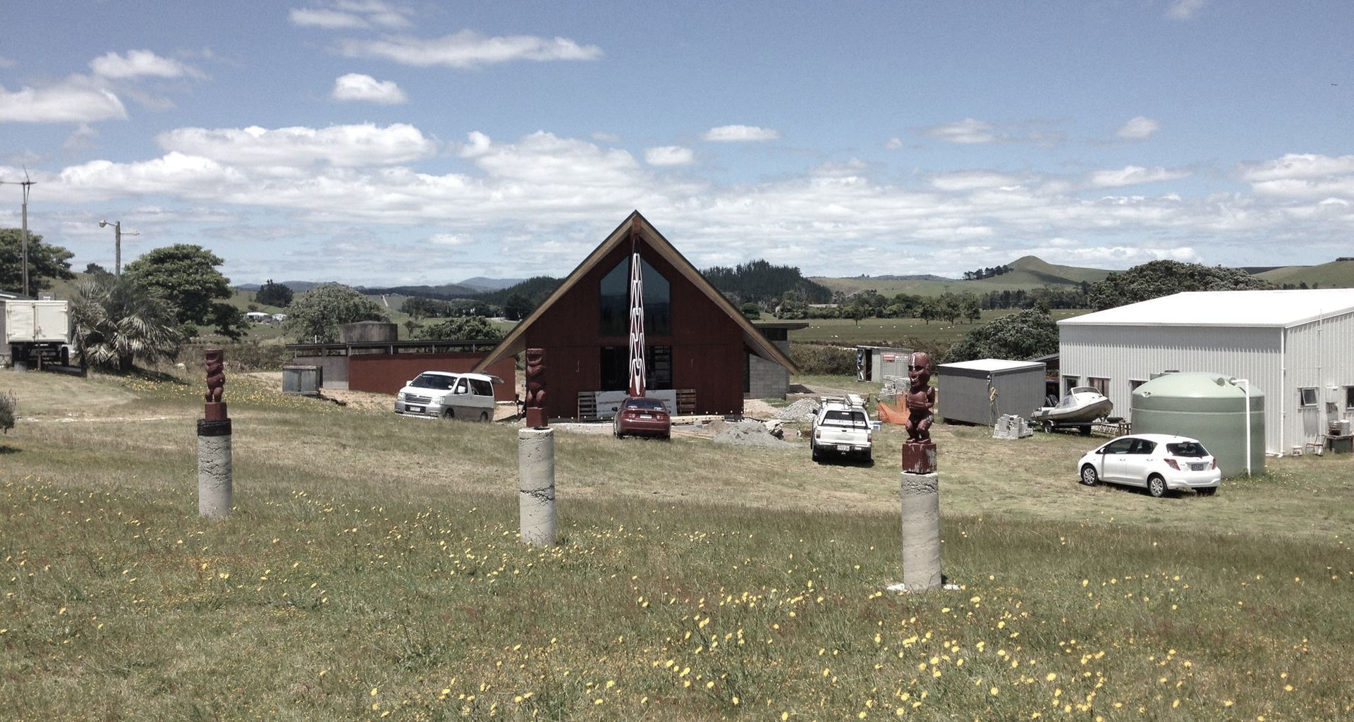Kupe Waka Centre, Te Aurere banner