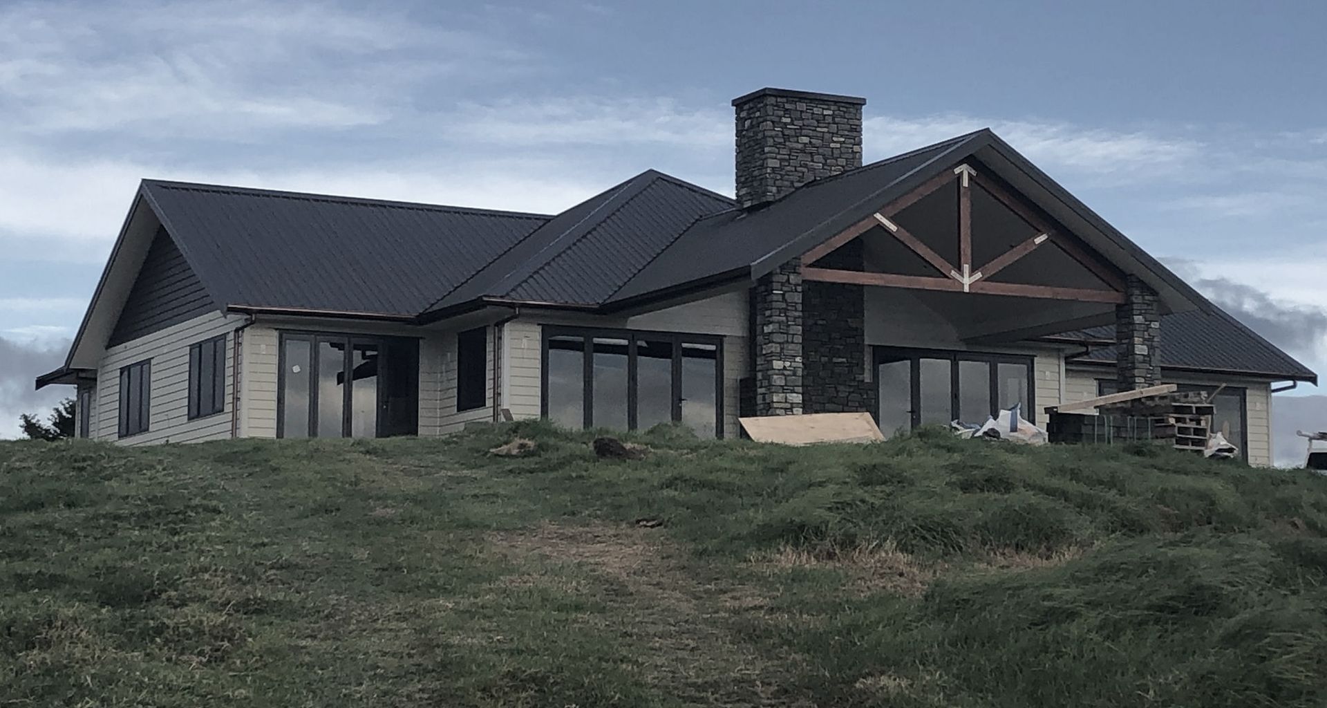 Hilltop House banner