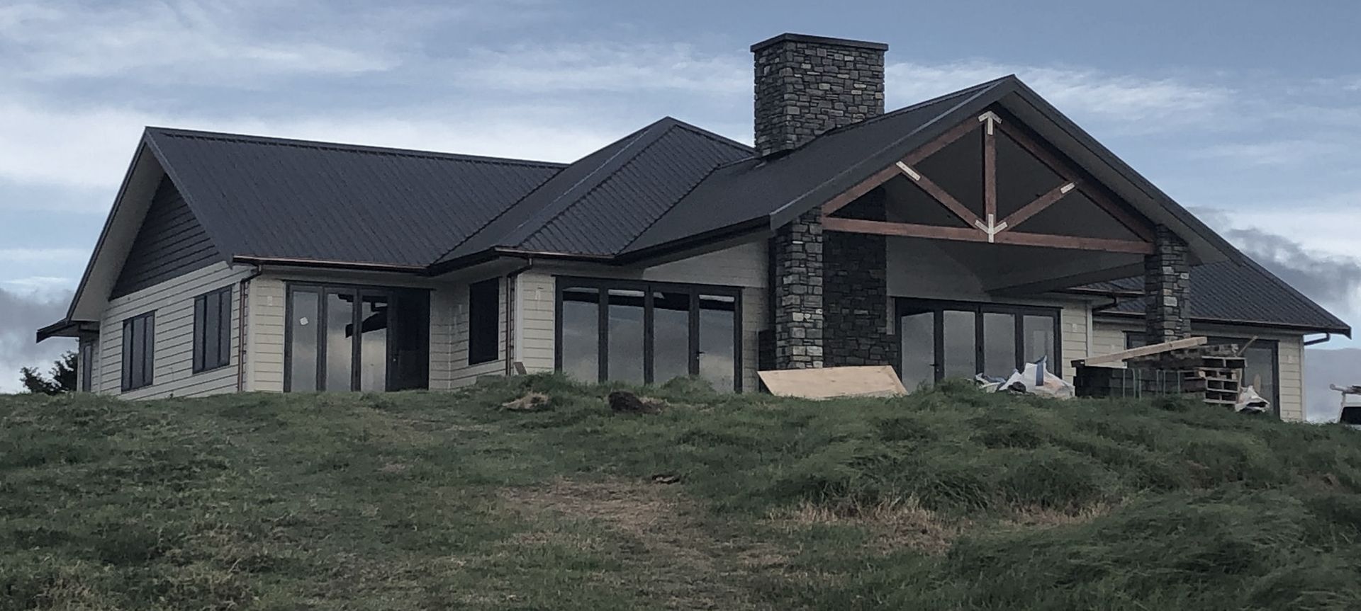 Hilltop House banner