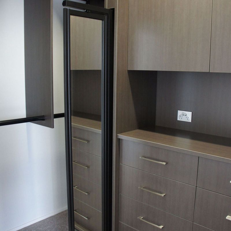 ACCESSORIES Rotating full length mirror