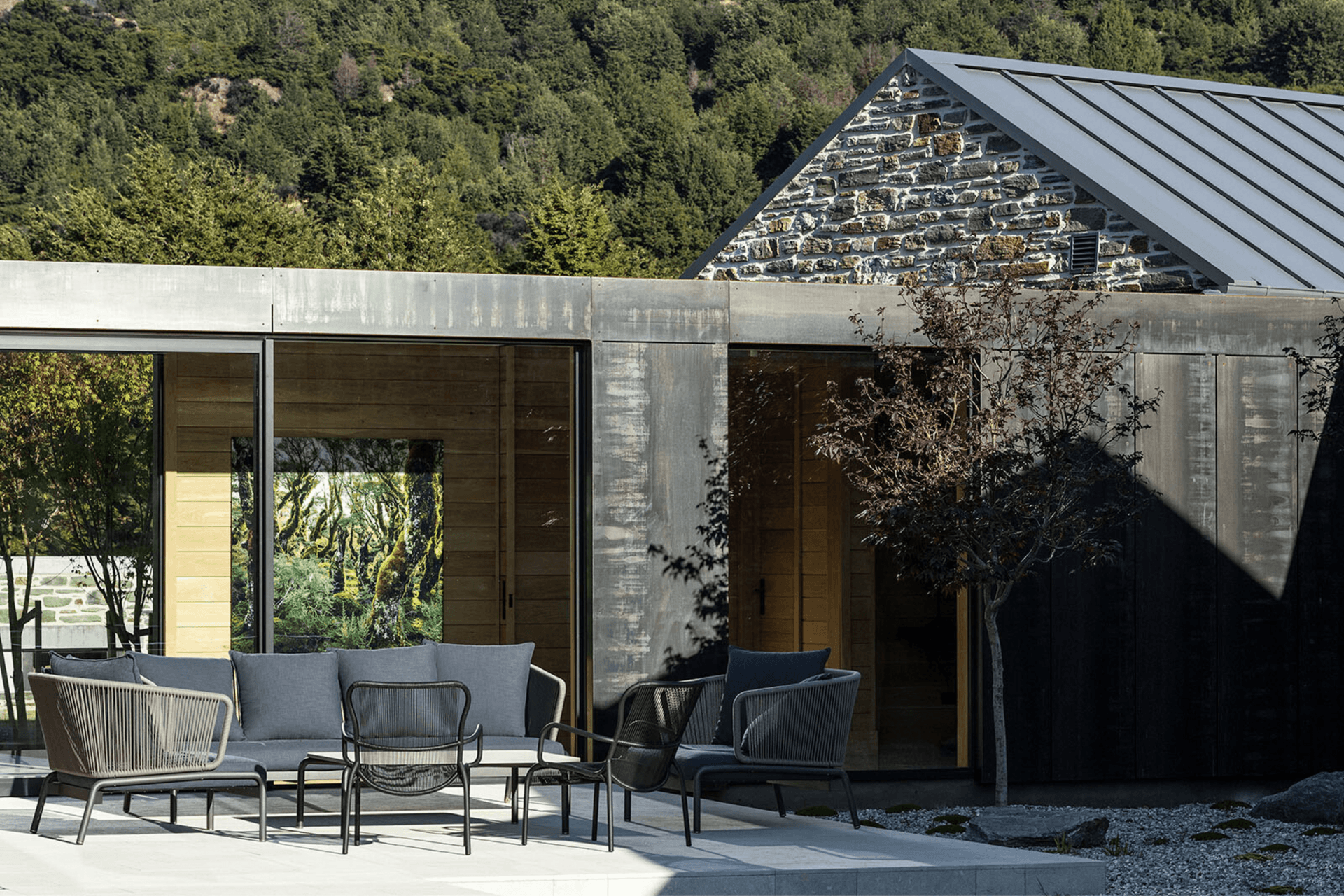 The home emjoys 360 degree views of the mountains and lake.