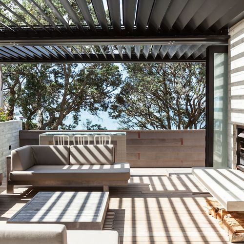 Locarno RL200 Louvre Roof System