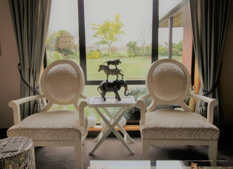 Racecourse Road Home