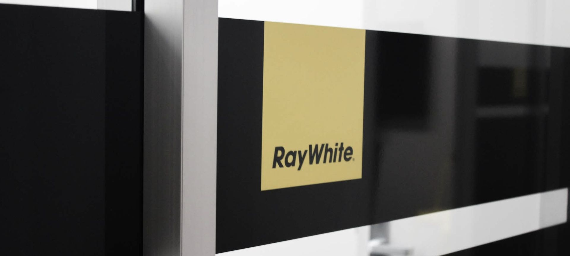 Ray White Universal banner