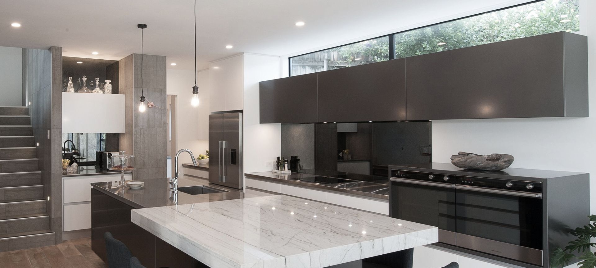 Red Beach Kitchen I banner
