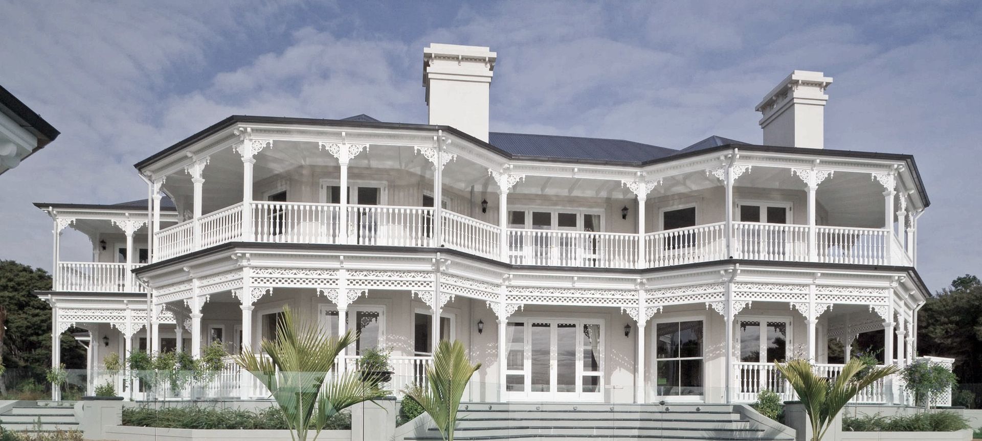 Redhills Villa banner