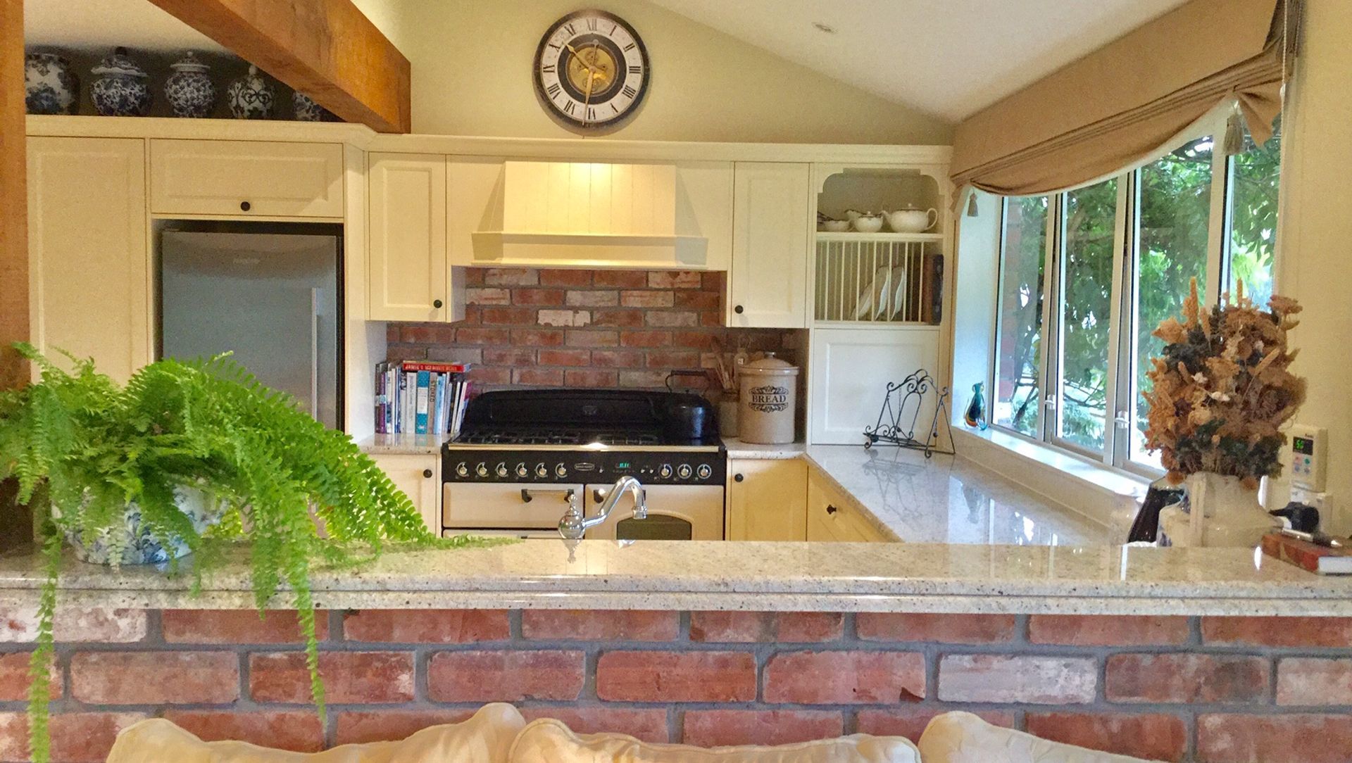 Reikorangi English Country Home banner