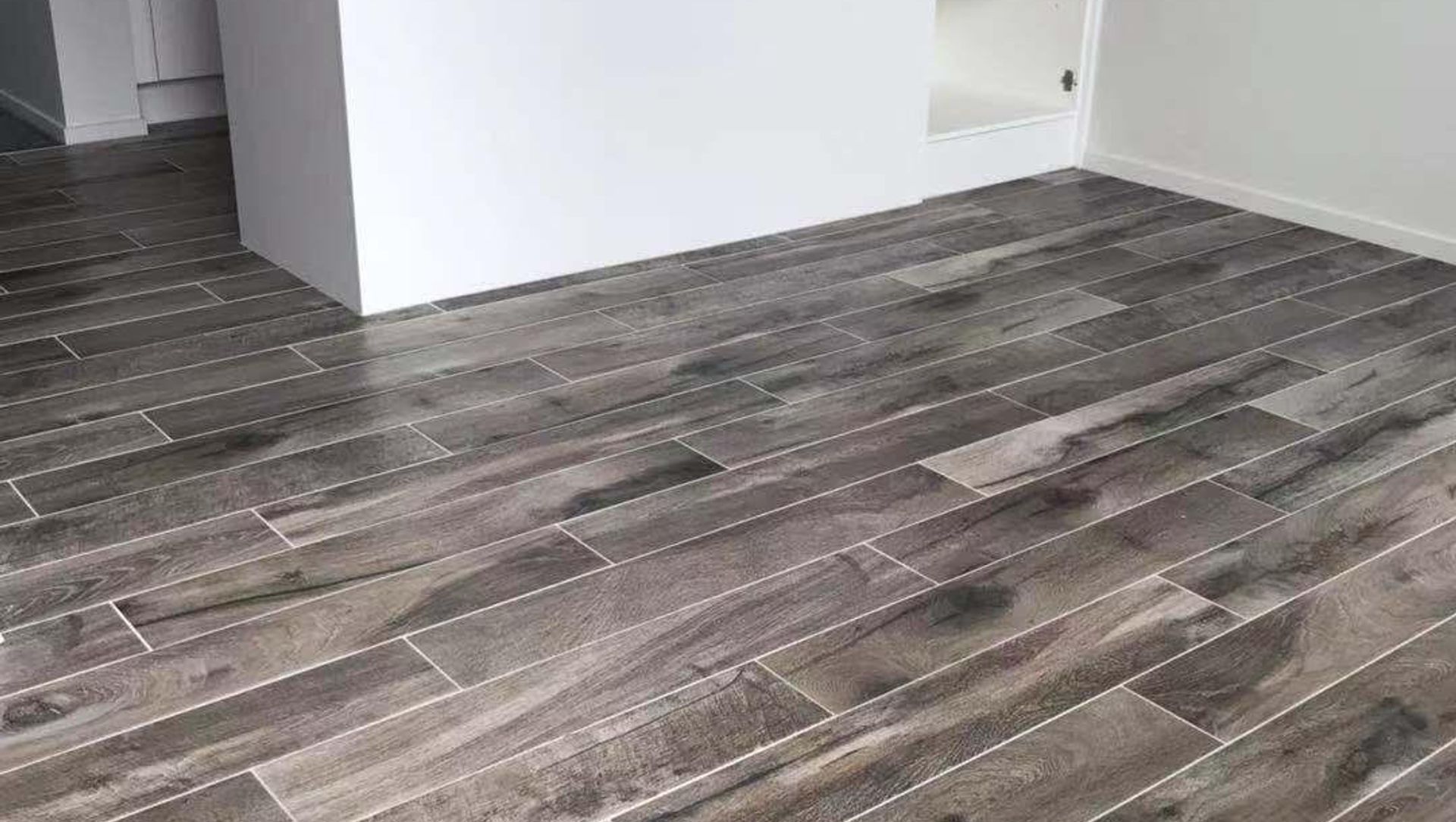 Residential Tiling banner