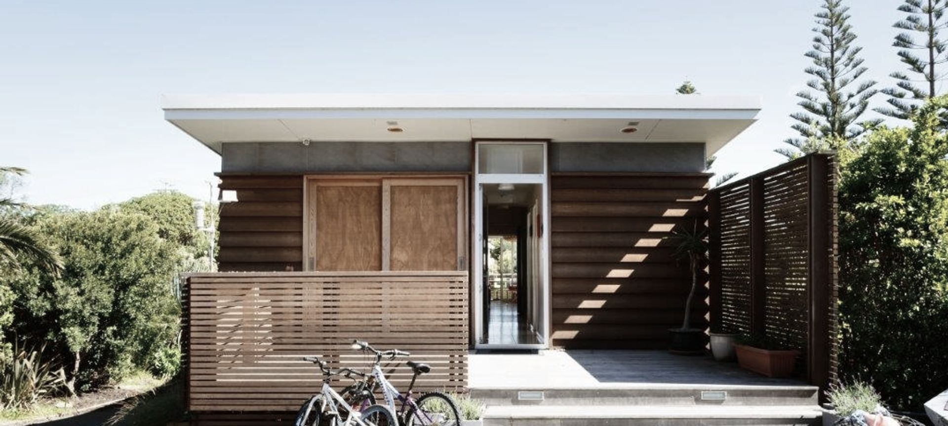 Riversdale Beach House banner