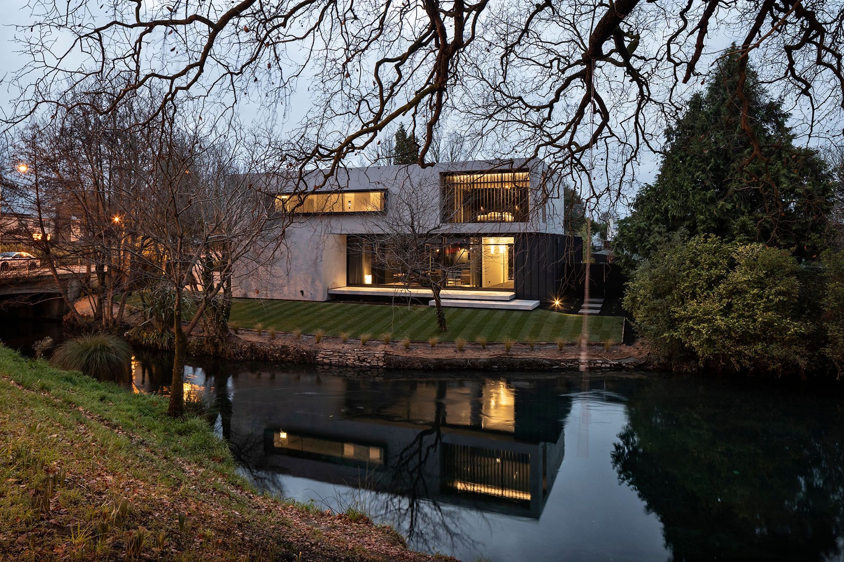 A small terrace, accessed from the main living area helps to connect the built environment with the natural one.