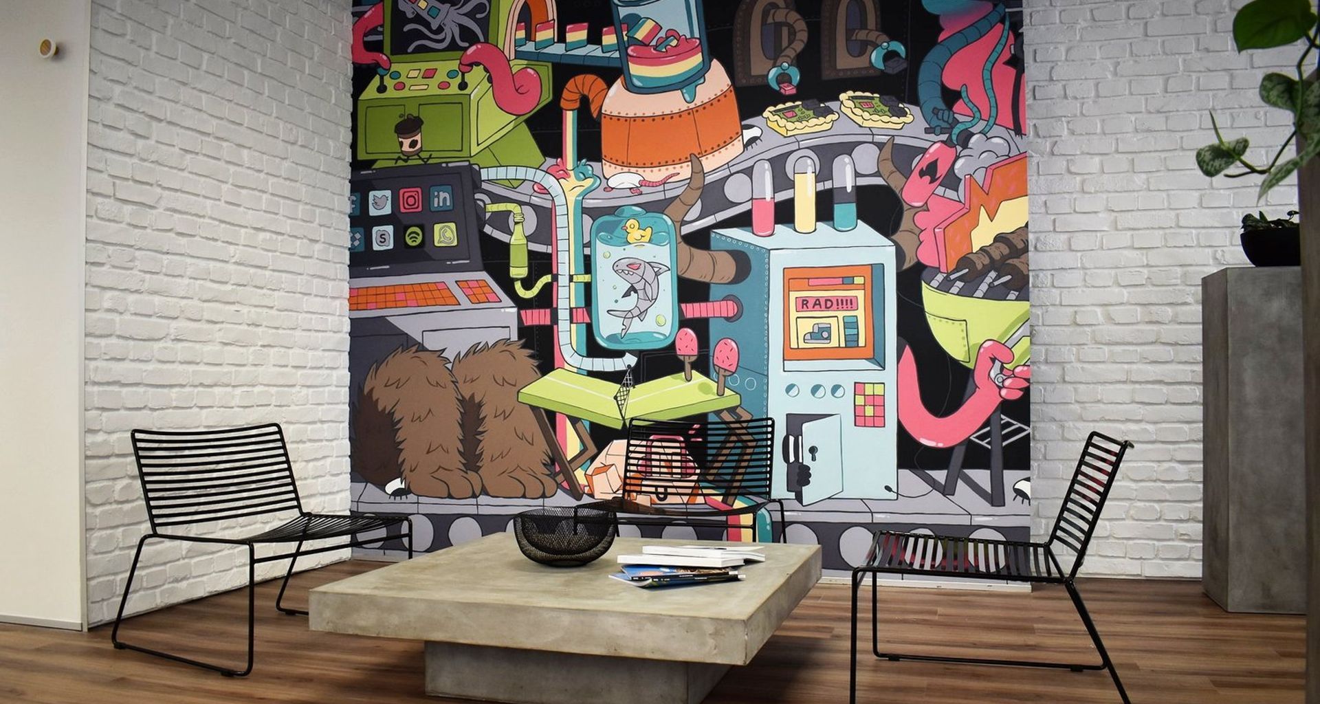 Roam Creative banner