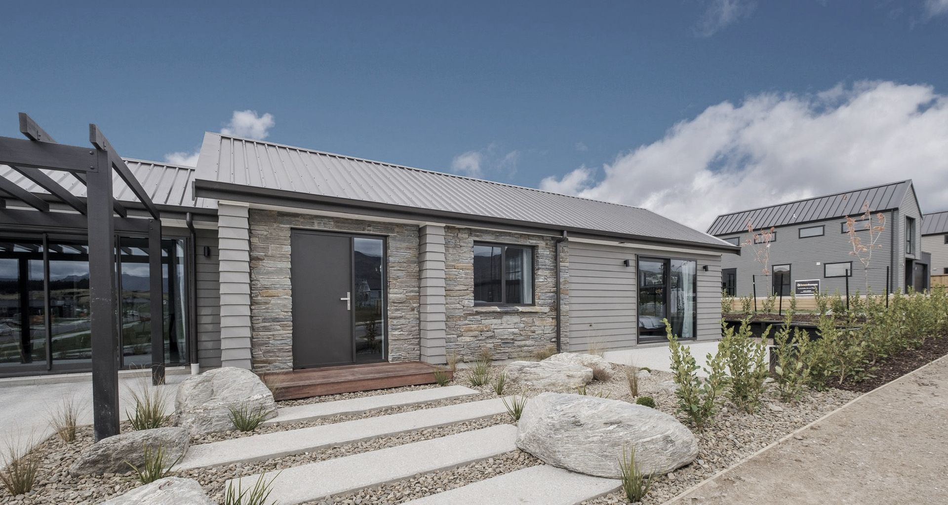 Rocklands Northlake, Wanaka banner