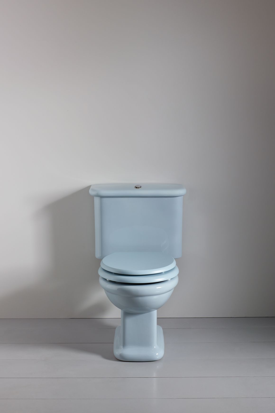 Rockwell Toilet With Close Coupled Cistern Pan