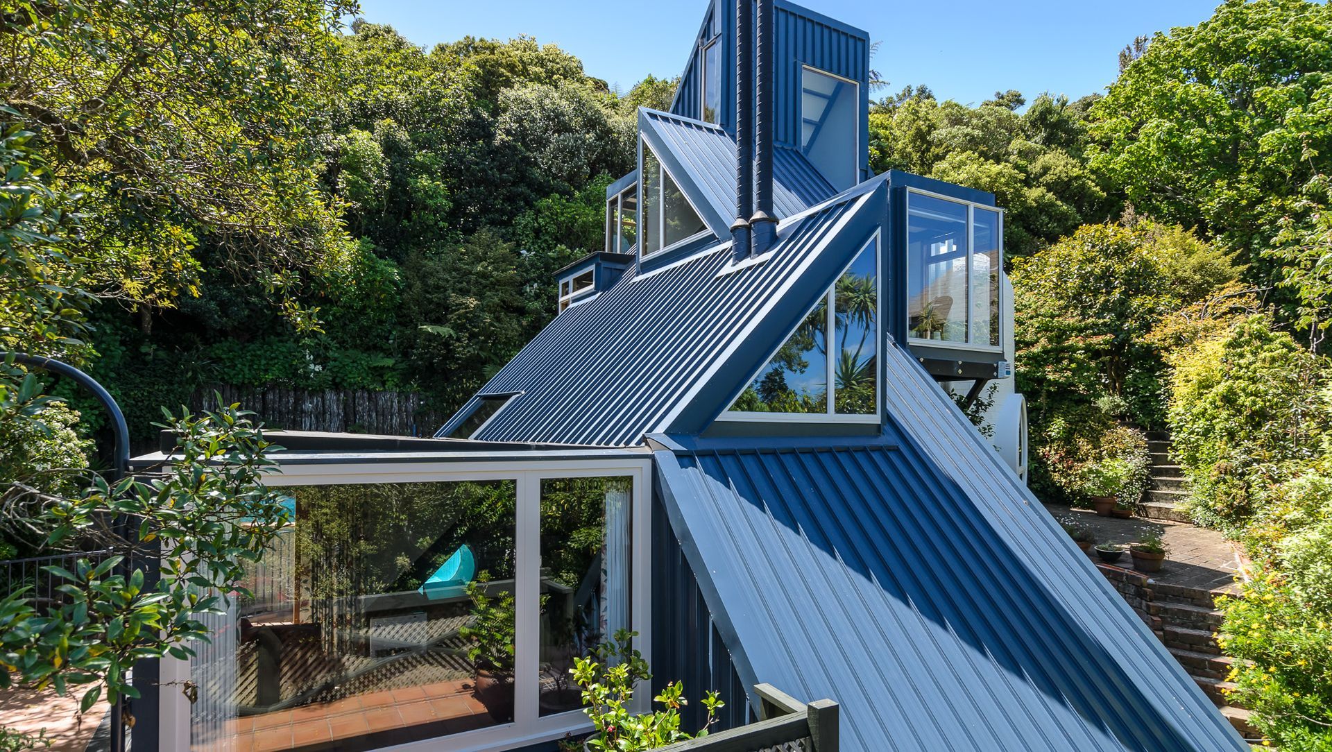 Roger Walker banner