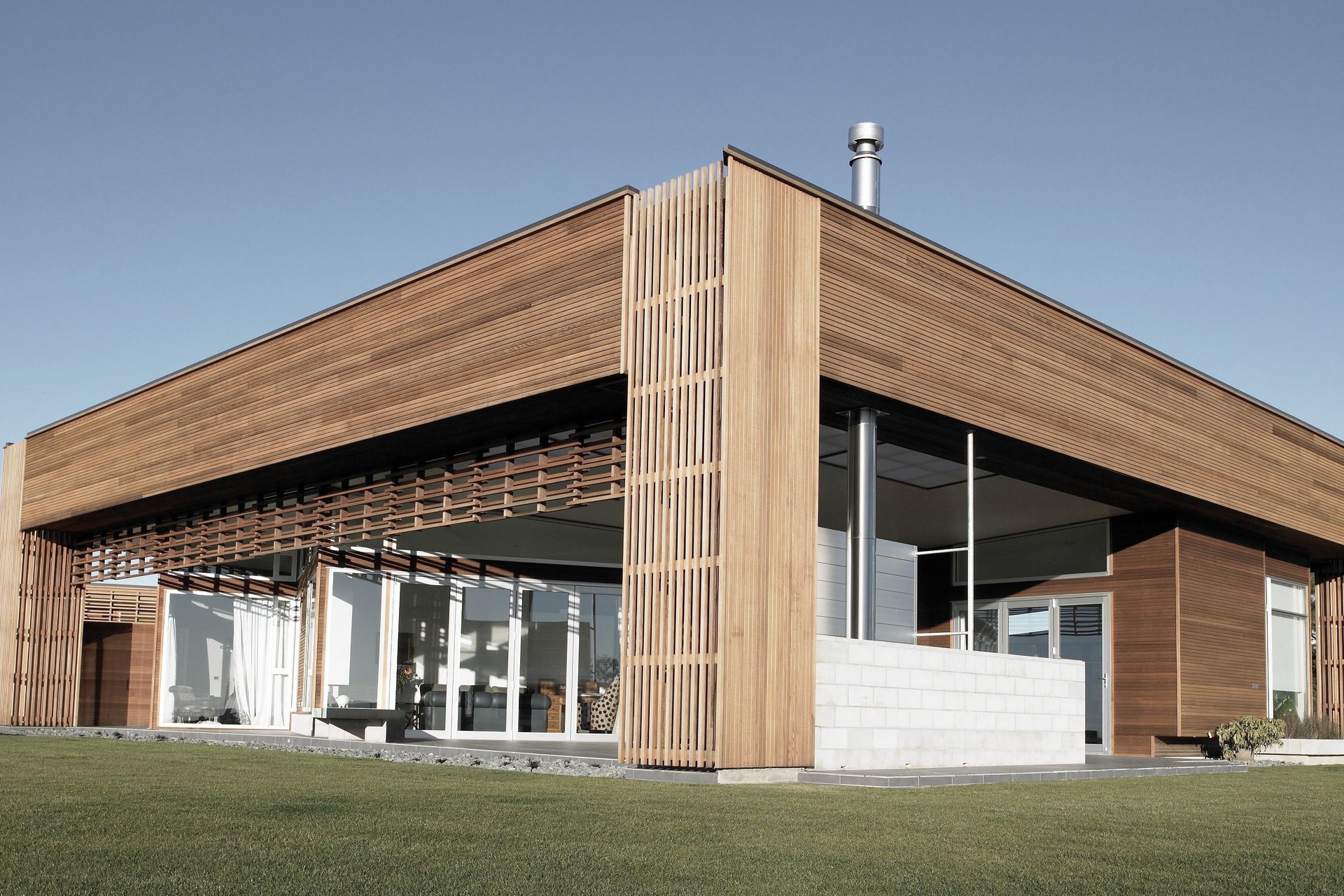 Lines ~  horizontal ~ vertical.  A banquet for the eye to behold.